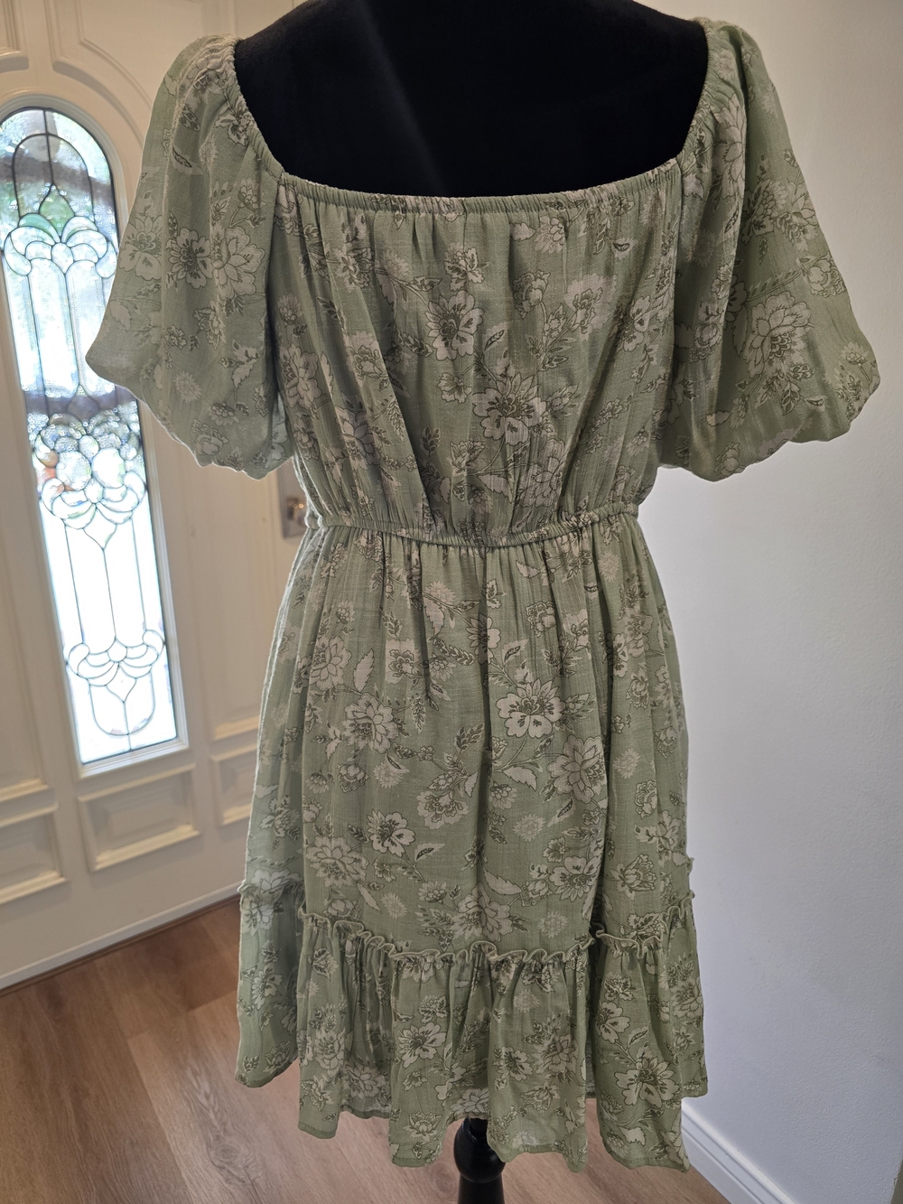 Sage Green Floral Square-Neck Puff Sleeve Dress - Picture 5 of 7
